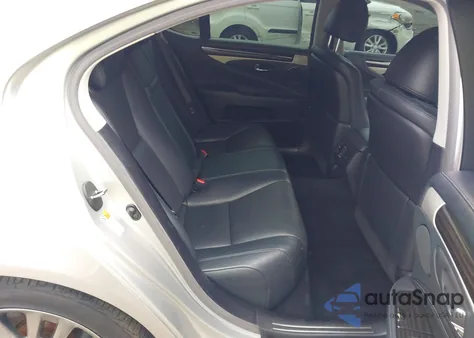 2016 Lexus Ls 460 z USA, uszkodzony, nr VIN JTHBL5EF4G5141644